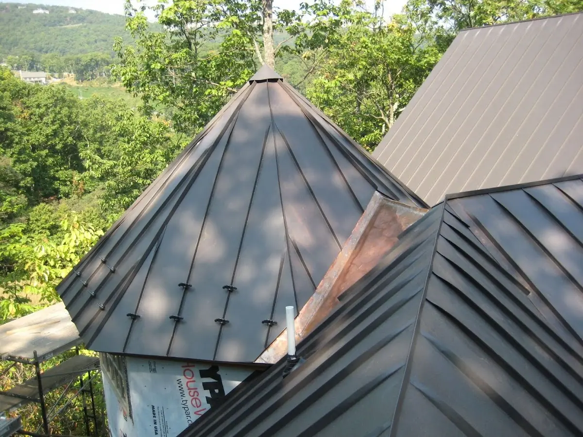 Professional Roof Tarp Installation by Craftsman Roofing in Kenhorst